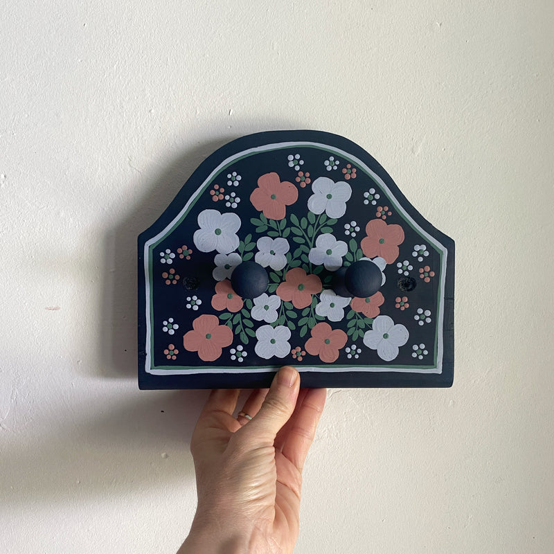 Navy and Pink Floral Shaker Peg Rail