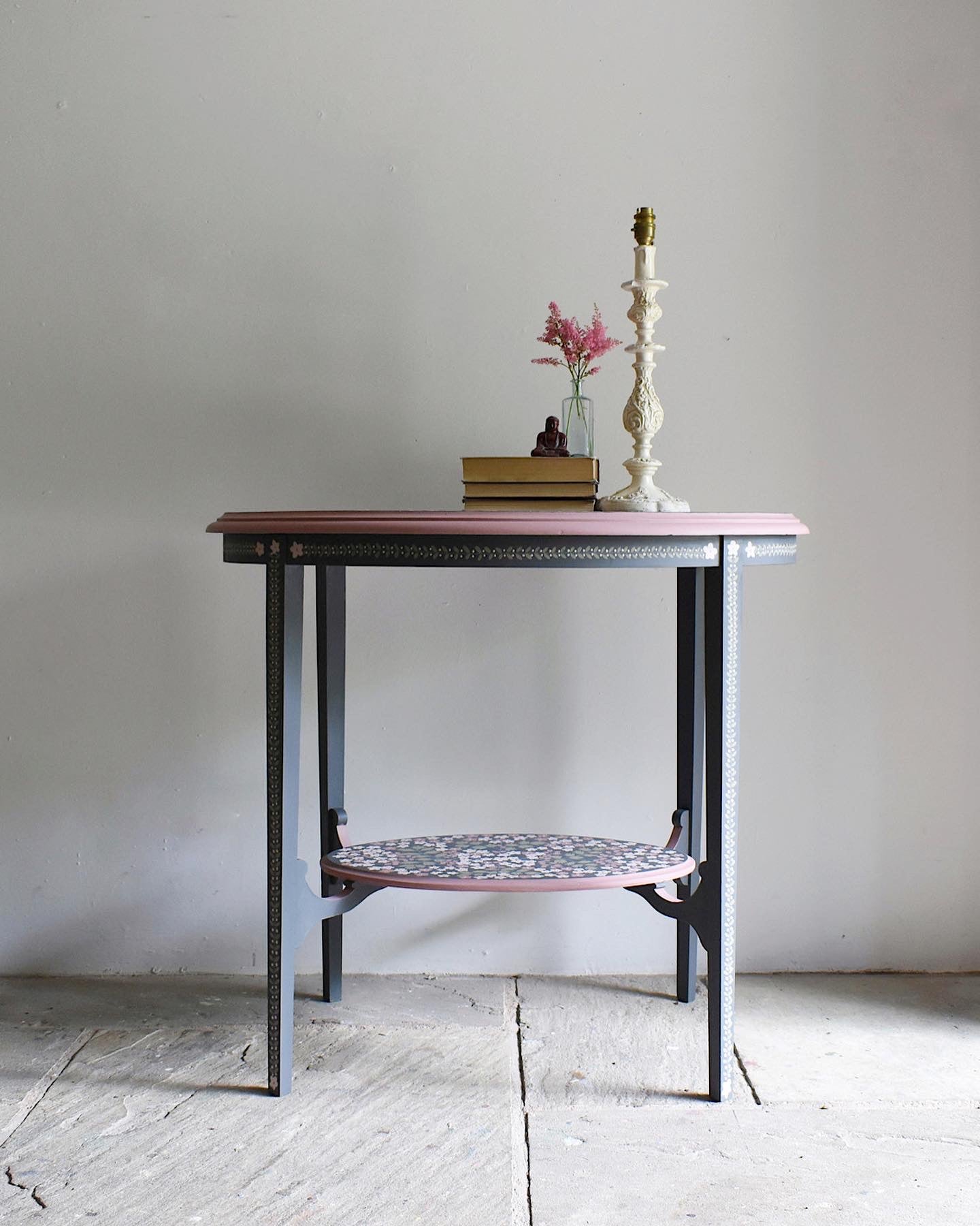 Grey and Pink Folk Floral Table