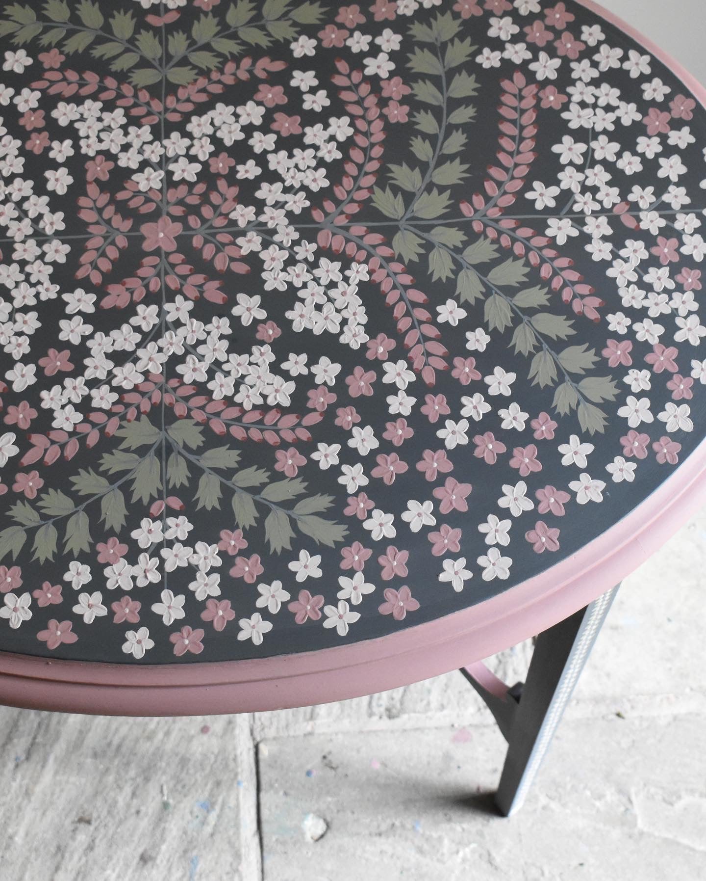 Grey and Pink Folk Floral Table